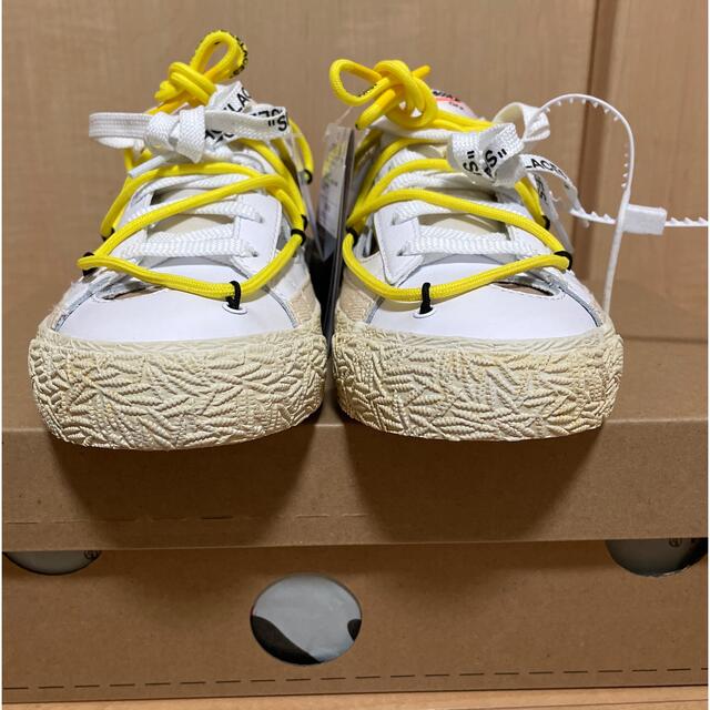 NIKE(ナイキ)のOff-White × Nike Blazer Low 24cm 新品未使用 メンズの靴/シューズ(スニーカー)の商品写真