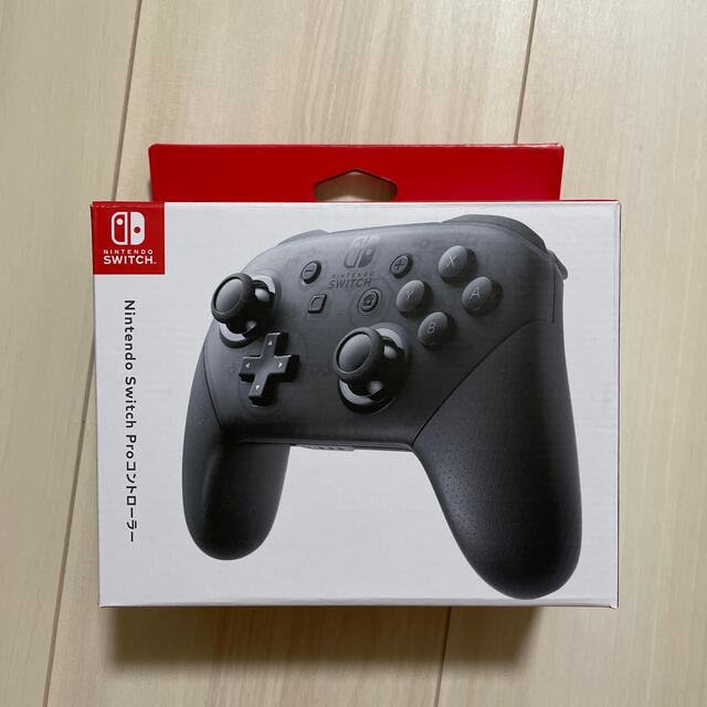 Nintendo Switch(ニンテンドースイッチ)のNintendo Switch Pro コントローラー　純正 エンタメ/ホビーのゲームソフト/ゲーム機本体(家庭用ゲーム機本体)の商品写真