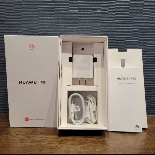 HUAWEI(ファーウェイ)の【SIMフリー】HUAWEI P30 スマホ/家電/カメラのスマートフォン/携帯電話(スマートフォン本体)の商品写真