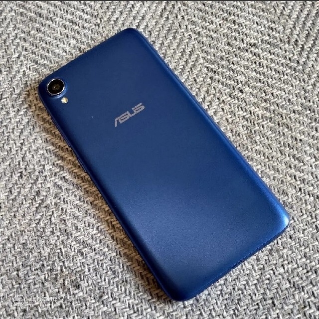 ASUS(エイスース)のZA550KL◆㊲◆ASUS Zenfone Live L1 ZA550KL スマホ/家電/カメラのスマートフォン/携帯電話(スマートフォン本体)の商品写真