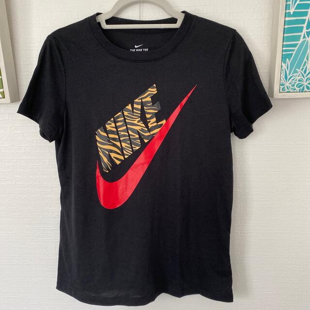 NIKE(ナイキ)のナイキレディースTシャツ レディースのトップス(Tシャツ(半袖/袖なし))の商品写真