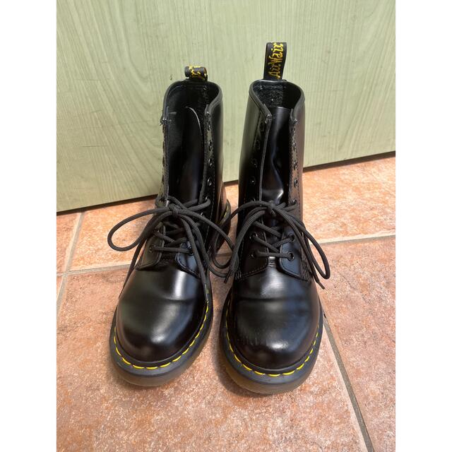 Dr.Martens(ドクターマーチン)のドクターマーチン　8ホール　最終値下げ レディースの靴/シューズ(ブーツ)の商品写真