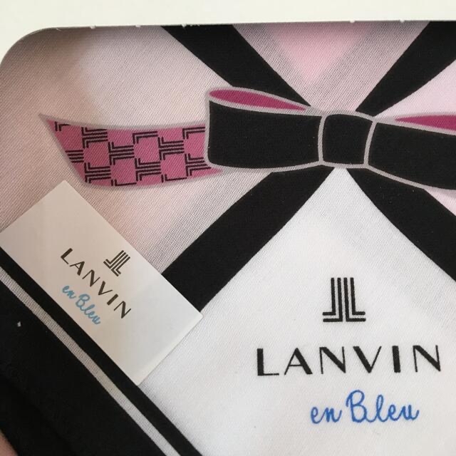 LANVIN(ランバン)の高島屋　化粧箱付・LANBIN   ランバン  レディースハンカチ　2枚 レディースのファッション小物(ハンカチ)の商品写真