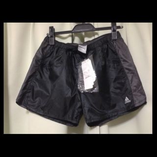 アディダス(adidas)のアディダスハーフパンツ(ショートパンツ)