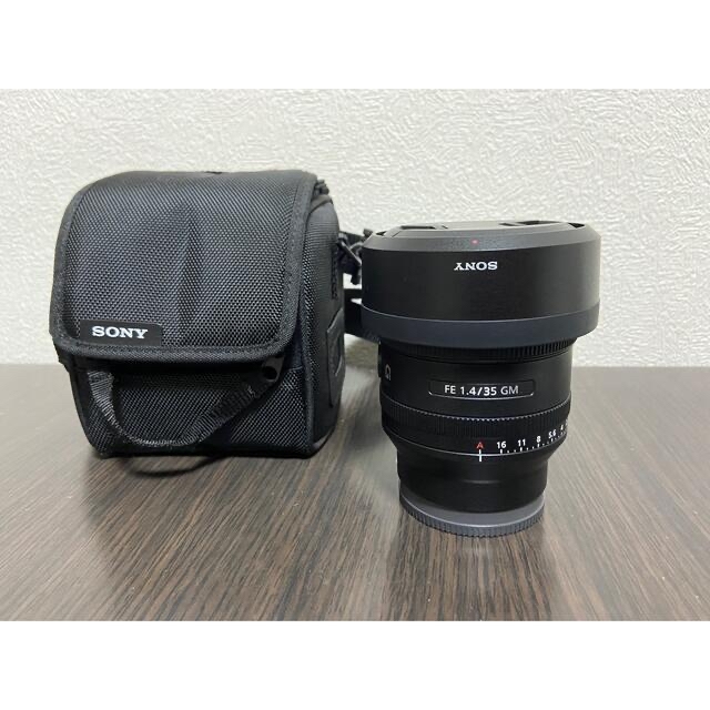 SONY(ソニー)の【最終値下げ】Sony FE35mm f1.4 GM 単焦点レンズ　Eマウント スマホ/家電/カメラのカメラ(レンズ(単焦点))の商品写真