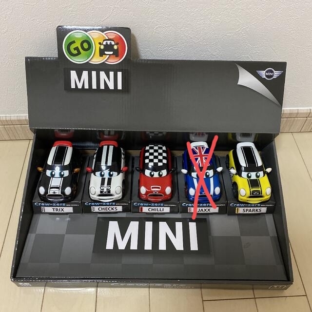 超レア商品　新品未使用　10センチ　Go MINI カーズ　ミニカー　４台 キッズ/ベビー/マタニティのおもちゃ(電車のおもちゃ/車)の商品写真