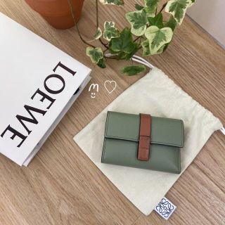 ロエベ ショッパー 財布(レディース)の通販 69点 | LOEWEのレディース ...