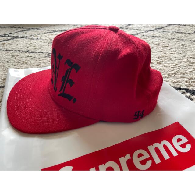 Supreme(シュプリーム)のSupreme STARTER B.O.N.E. Logo5-Panel Cap メンズの帽子(キャップ)の商品写真