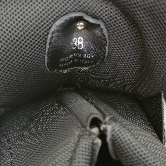 ROGER VIVIER(ロジェヴィヴィエ)のロジェヴィヴィエ　ライトストラスバックルファブリック　スニーカー　38 レディースの靴/シューズ(スニーカー)の商品写真