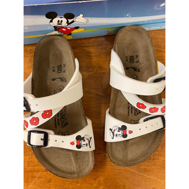 BIRKENSTOCK(ビルケンシュトック)の18cm ビルケンコラボ　訳あり新品未使用　BIRKENSTOCK ディズニー キッズ/ベビー/マタニティのキッズ靴/シューズ(15cm~)(サンダル)の商品写真