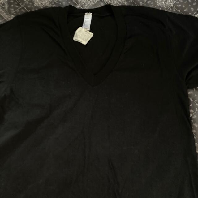 American Apparel(アメリカンアパレル)の新品 アメリカンアパレル Tシャツ XS 黒 アメアパ 無地 ブラック Vネック メンズのトップス(Tシャツ/カットソー(半袖/袖なし))の商品写真