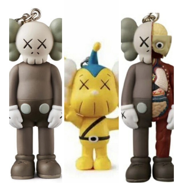 kaws tokyo カウズトーキョー　キーホルダー　2点