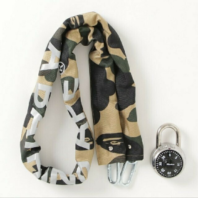 A BATHING APE 1ST CAMO CHAIN LOCK イエロー