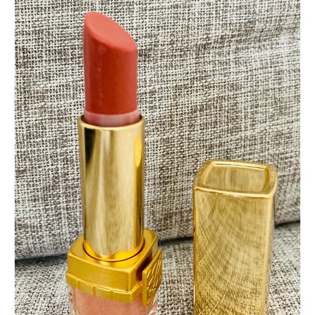 Estee Lauder(エスティローダー)の【人気色】エスティローダー　リップスティック01　ショッパー付き コスメ/美容のベースメイク/化粧品(口紅)の商品写真