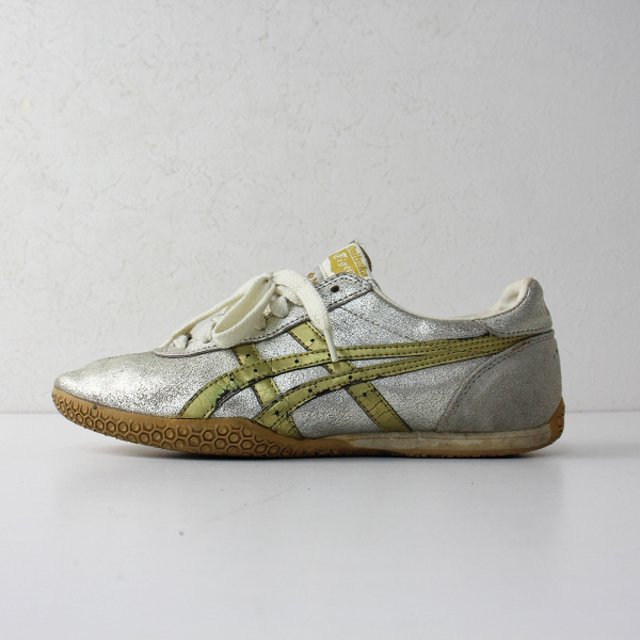 Onitsuka Tiger(オニツカタイガー)のOnitsuka Tiger オニツカタイガー THL642  マラソン スニーカー 24.5/シルバー【2400012859814】 レディースの靴/シューズ(スニーカー)の商品写真