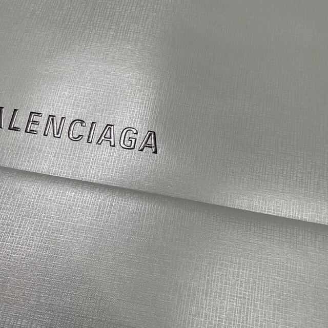 Balenciaga(バレンシアガ)のbalenciaga 特大紙袋 2枚 レディースのバッグ(ショップ袋)の商品写真