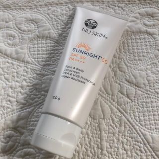 ☆新品、未使用品☆ニュースキン　サンライト50 SPF 50•PA＋＋＋(日焼け止め/サンオイル)