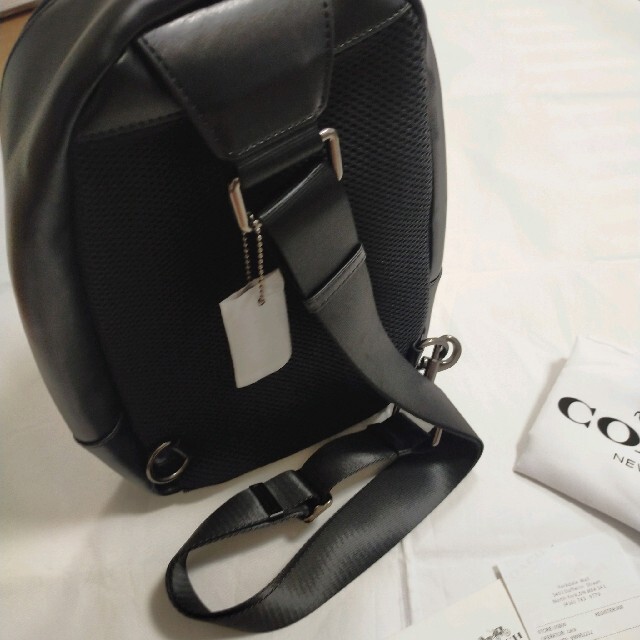 COACH(コーチ)のコーチ ボディバッグ メンズ COACH F26067 シグネチャー メンズのバッグ(ボディーバッグ)の商品写真