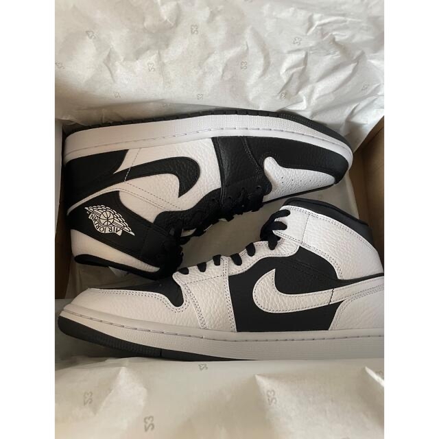 NIKE(ナイキ)のAIR JORDAN 1 MID SE WHITEBLACK-WHITE28.0 メンズの靴/シューズ(スニーカー)の商品写真