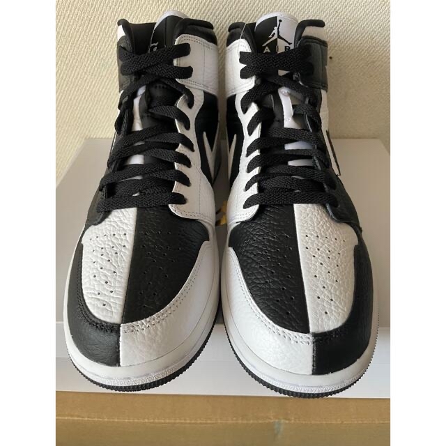 NIKE(ナイキ)のAIR JORDAN 1 MID SE WHITEBLACK-WHITE28.0 メンズの靴/シューズ(スニーカー)の商品写真