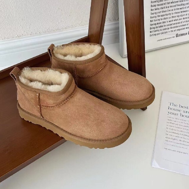 素晴らしい価格 まとめ売り 新品 UGG アグ クラシック ウルトラミニ