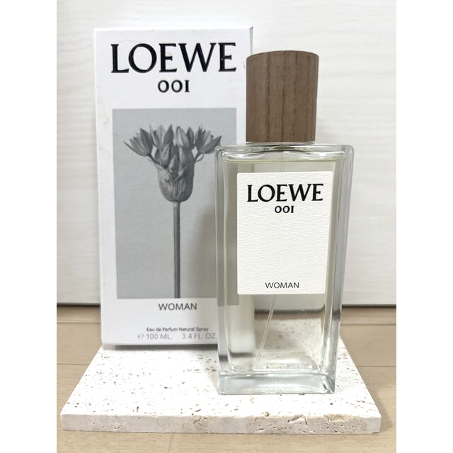 LOEWE(ロエベ)のロエベ  オードゥパルファン001  100ml  コスメ/美容の香水(香水(女性用))の商品写真