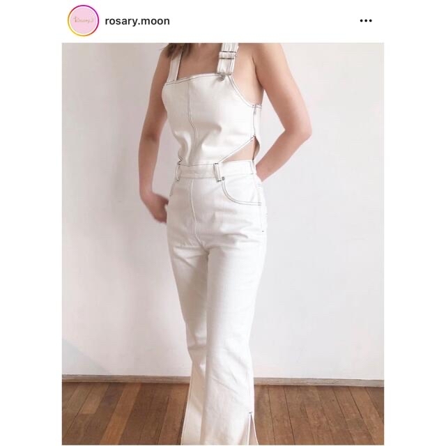 Rosary moon(ロザリームーン)のSide Slit Denim Salopette /サイドスリットデニムサロペ レディースのパンツ(サロペット/オーバーオール)の商品写真