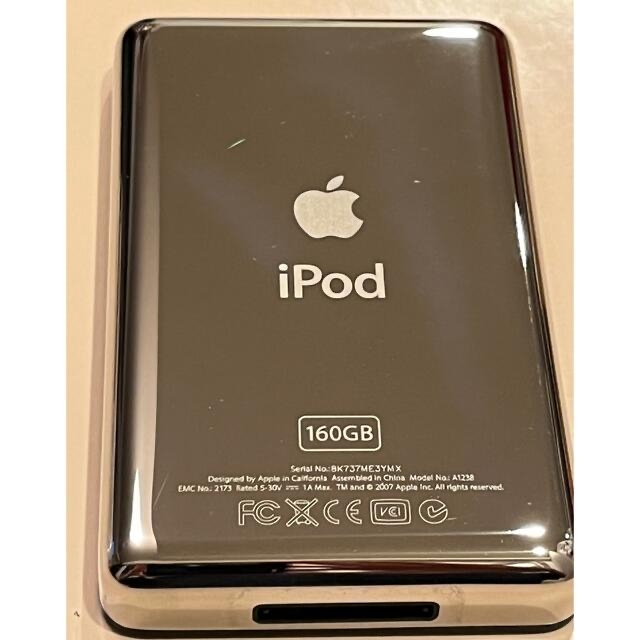 Apple(アップル)のAPPLE iPod classic 160GB MB150J/A ケースおまけ スマホ/家電/カメラのオーディオ機器(ポータブルプレーヤー)の商品写真