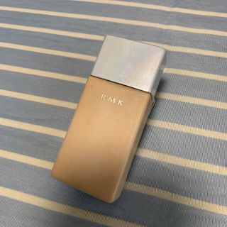 アールエムケー(RMK)のRMK UVリクイドファンデーション 102 30ml(ファンデーション)