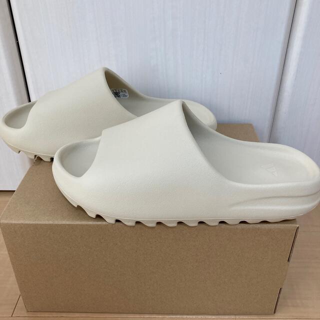 adidas(アディダス)のadidas YEEZY Slide "Bone" メンズの靴/シューズ(サンダル)の商品写真