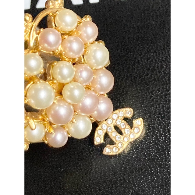 CHANEL(シャネル)のシャネル♥️ハートパール リング 美品 レディースのアクセサリー(リング(指輪))の商品写真