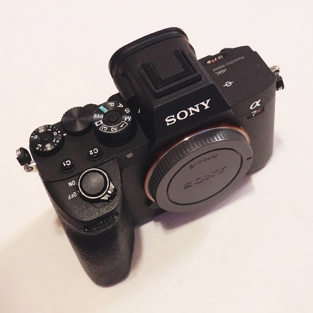 SONY(ソニー)のSONY α7RIV ILCE-7RM4 α7r4 ソニー スマホ/家電/カメラのカメラ(ミラーレス一眼)の商品写真