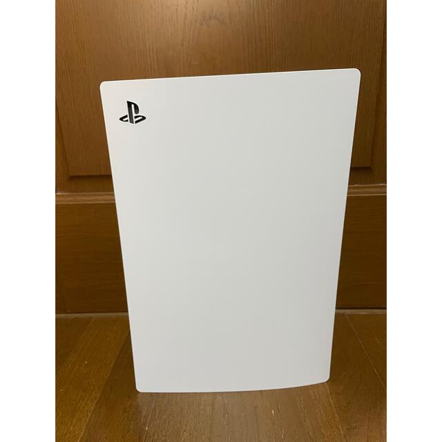 SONY(ソニー)のPlayStation5 デジタル・エディション CFI-1000B01 エンタメ/ホビーのゲームソフト/ゲーム機本体(家庭用ゲーム機本体)の商品写真