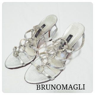 ブルーノマリ(BRUNOMAGLI)の即日発送★BRUNOMAGLI ブルーノマリ 7cm Used 35(22.5)(ハイヒール/パンプス)