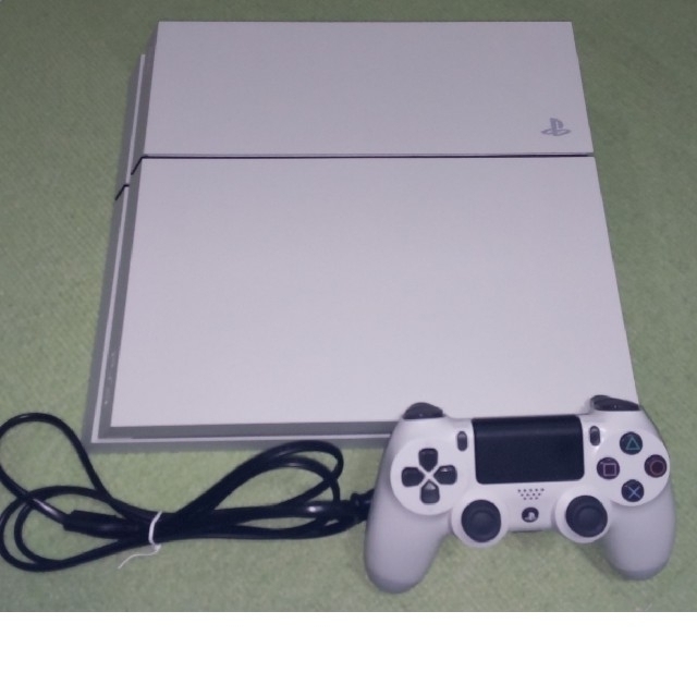 PlayStation4(プレイステーション4)のPS4 PlayStation4 本体 CUH-1200A エンタメ/ホビーのゲームソフト/ゲーム機本体(家庭用ゲーム機本体)の商品写真