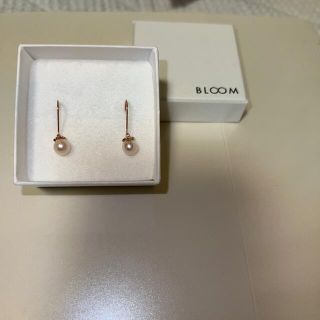 ブルーム(BLOOM)のBLOOM K10ピンクゴールド　アコヤパールピアス　新品未使用品(ピアス)