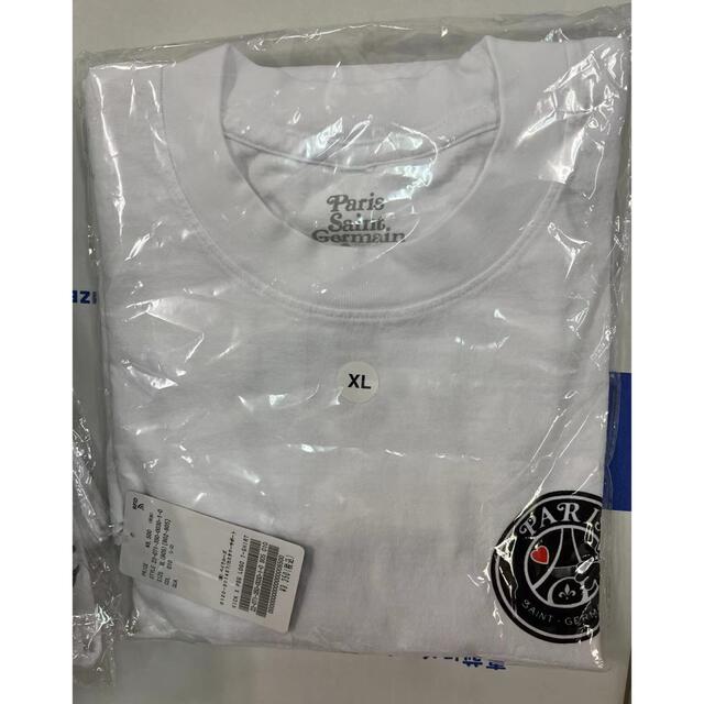 Paris Saint-Germain(パリサンジェルマン)のVerdy × PSG Tシャツ　XL メンズのトップス(Tシャツ/カットソー(半袖/袖なし))の商品写真