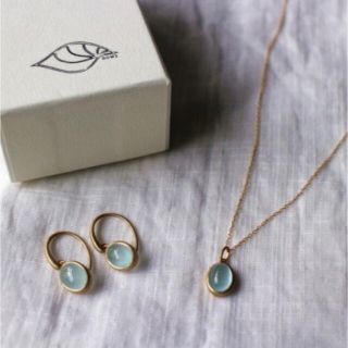 アガット(agete)の美品　sowi k10 ミルキーアクアマリンピアス&ネックレス(ピアス)