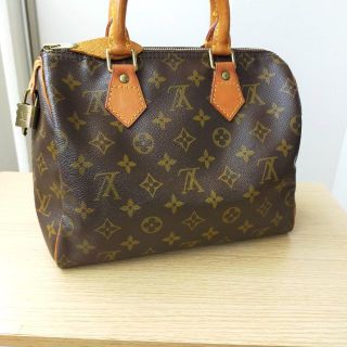 ルイヴィトン(LOUIS VUITTON)の大人気✨ ルイヴィトン モノグラム スピーディー 25  ハンドバッグ 鍵付き(ハンドバッグ)