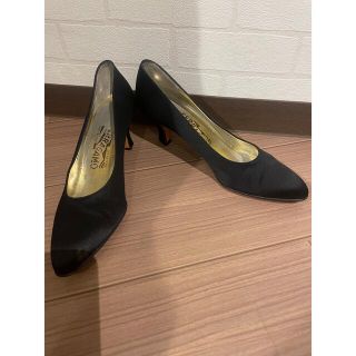 サルヴァトーレフェラガモ(Salvatore Ferragamo)のSalvatore Ferragamo   パンプス (ハイヒール/パンプス)