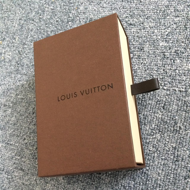 LOUIS VUITTON(ルイヴィトン)の♡美品♡LOUIS VUITTON キーケース 空き箱♡ その他のその他(その他)の商品写真