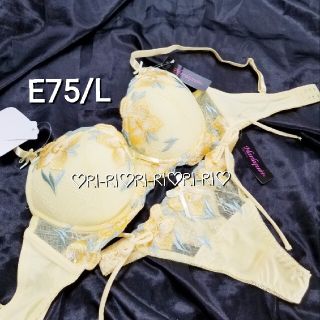 ♡ハイビスカス大輪花柄刺繍ブラ&Tバックショーツa5(YE)set♡E75/L♡(ブラ&ショーツセット)