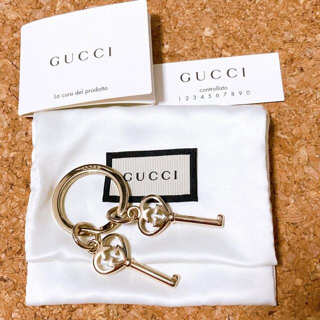 限定Sale! GUCCI グッチ キーホルダー チャーム インターロッキングG ハート - igashira-taiken-farm