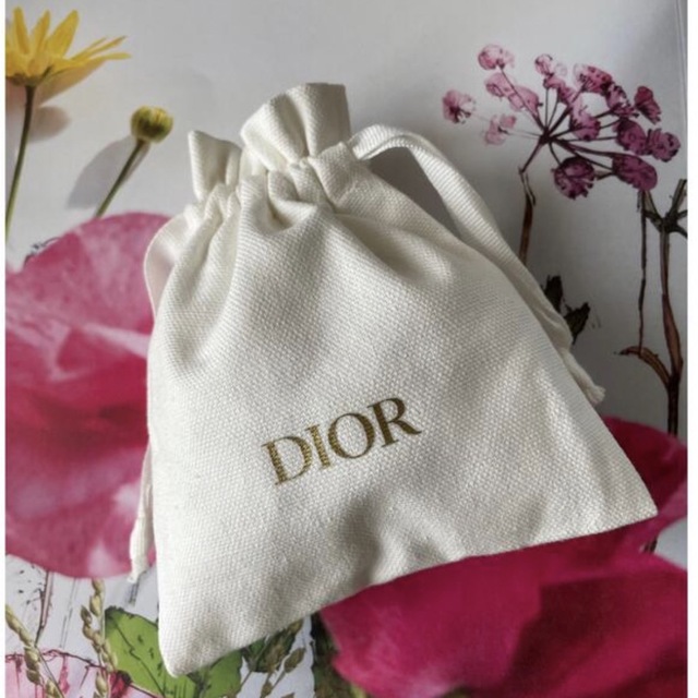 Dior(ディオール)のディオール　サンク　クルール　クチュール　759、巾着 コスメ/美容のベースメイク/化粧品(アイシャドウ)の商品写真