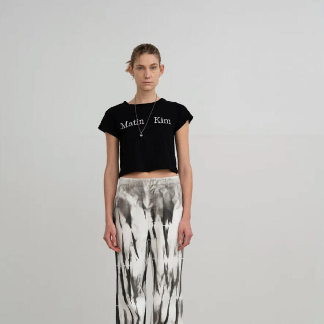 STYLENANDA(スタイルナンダ)のMatin Kim Tシャツ メンズのトップス(Tシャツ/カットソー(半袖/袖なし))の商品写真