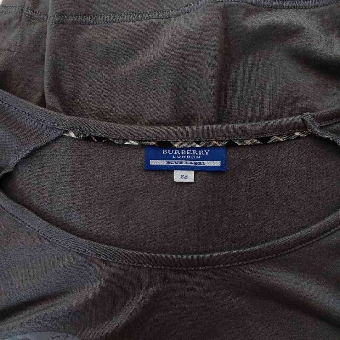 BURBERRY BLUE LABEL(バーバリーブルーレーベル)のBURBERRY  BLUE LABEL 　バーバリーブルーレーベル　Tシャツ レディースのトップス(Tシャツ(長袖/七分))の商品写真