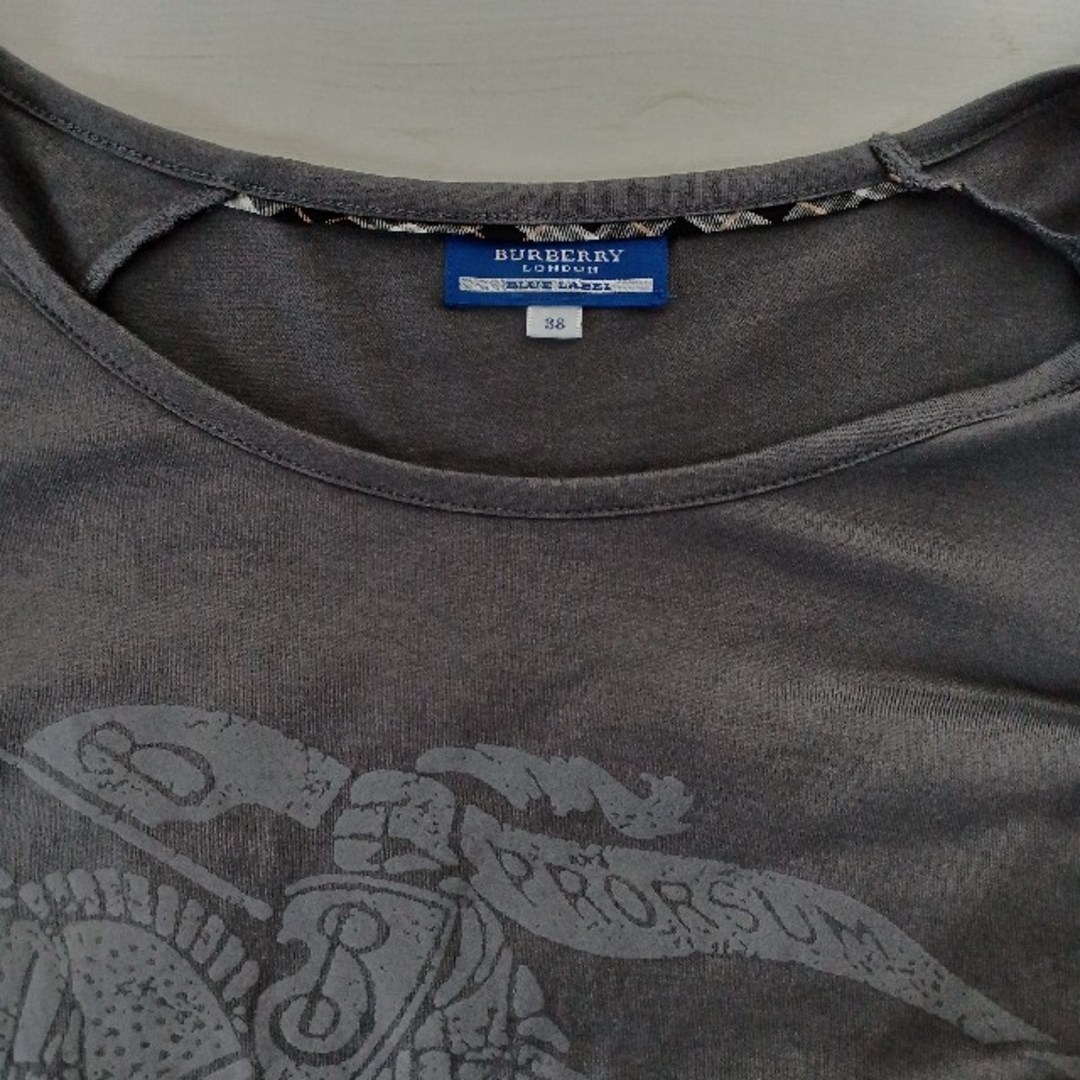 BURBERRY BLUE LABEL(バーバリーブルーレーベル)のBURBERRY  BLUE LABEL 　バーバリーブルーレーベル　Tシャツ レディースのトップス(Tシャツ(長袖/七分))の商品写真