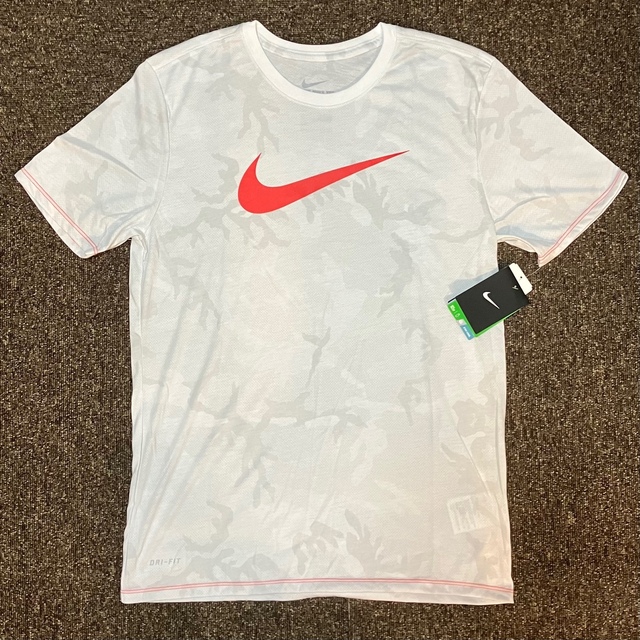 NIKE(ナイキ)の【Nike（ナイキ）】 《新品未使用》DRI-FIT  Tシャツ／Lサイズ メンズのトップス(Tシャツ/カットソー(半袖/袖なし))の商品写真