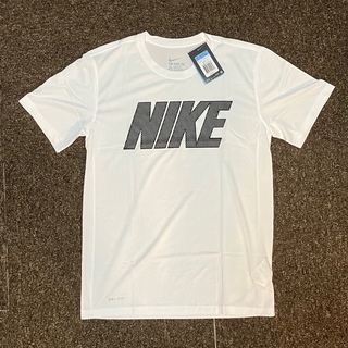 ナイキ(NIKE)の【Nike（ナイキ）】 《新品未使用》DRI-FIT  速乾Tシャツ／Mサイズ(Tシャツ/カットソー(半袖/袖なし))