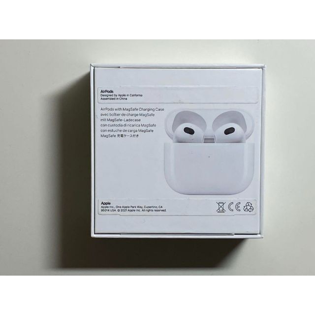 Apple(アップル)の【中古】純正 Air Pods エアポッズ (第3世代) スマホ/家電/カメラのオーディオ機器(ヘッドフォン/イヤフォン)の商品写真